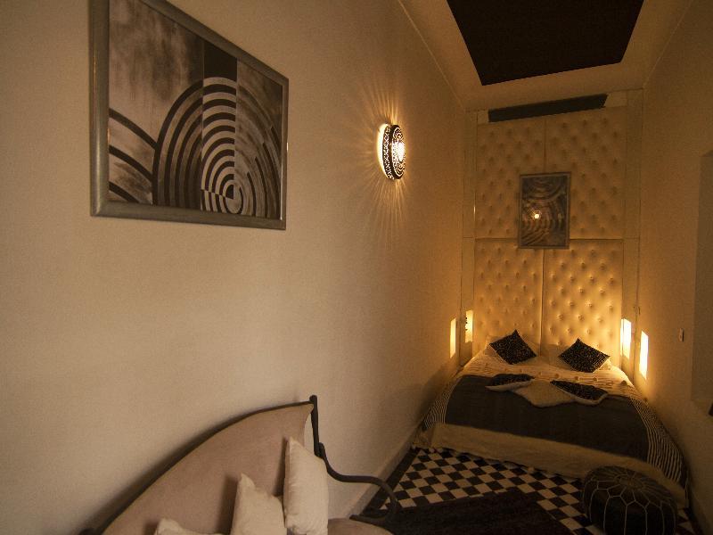 Dar Crystal Hotel Marrakesh Exterior photo